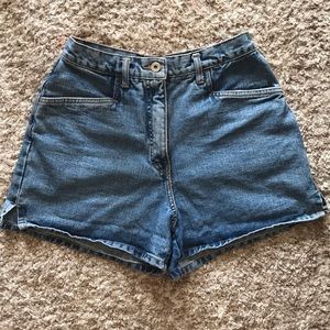 Sold ~ Vintage Ann Taylor High Waisted Shorts